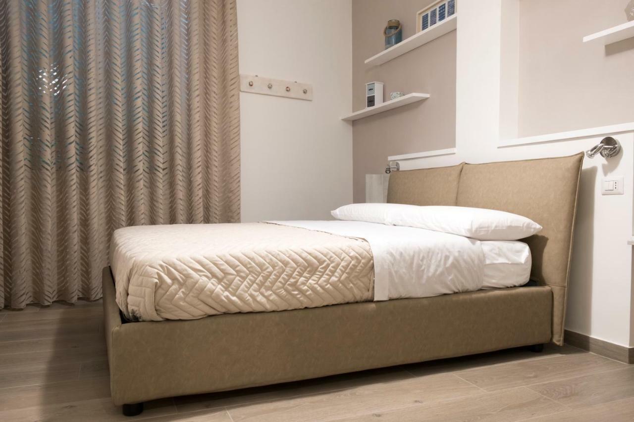 Dimora Flegrea Room & Breakfast Pozzuoli Exterior foto