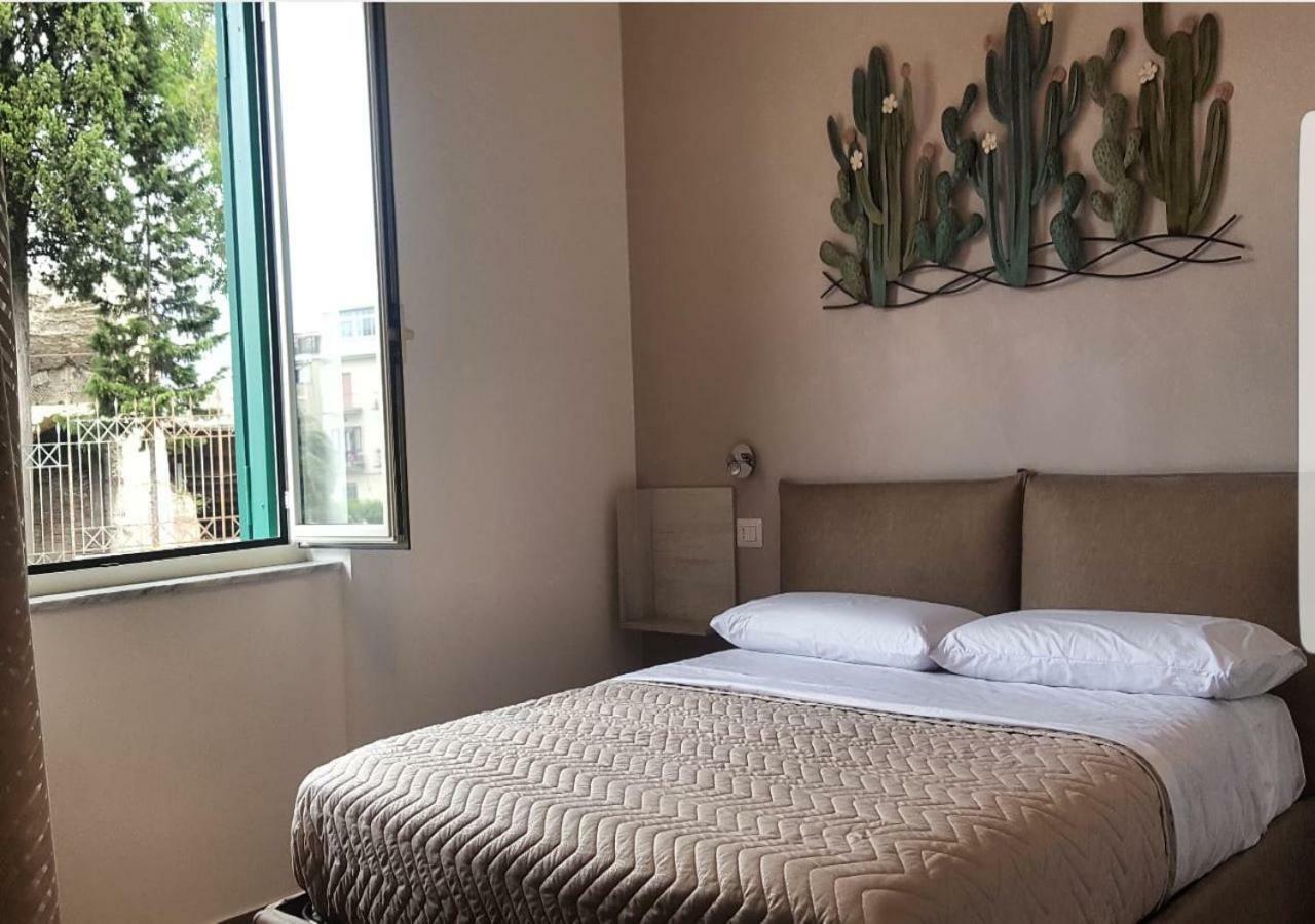 Dimora Flegrea Room & Breakfast Pozzuoli Exterior foto